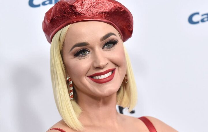 Katy Perry’s romance with newspapers