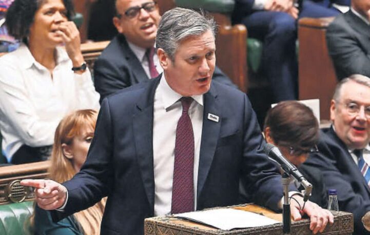 Starmer supports move to make tech platforms pay for news