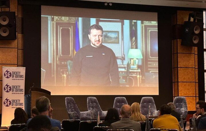 Zelenskiy thanks journalists for giving “a voice to Ukrainians”