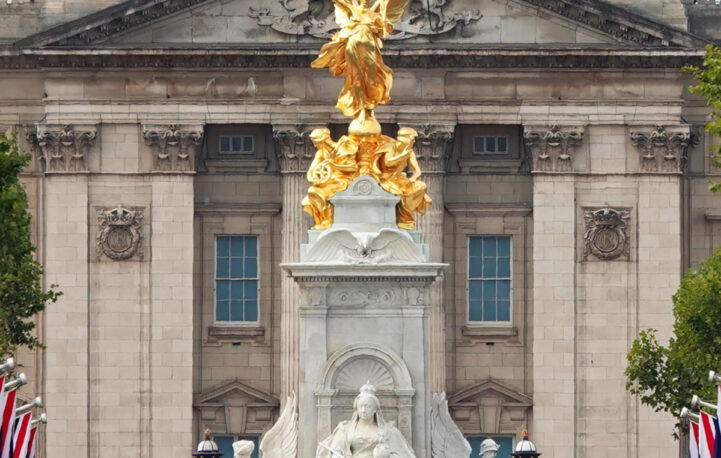 INMA: King’s coronation inspires creative ads in news brands