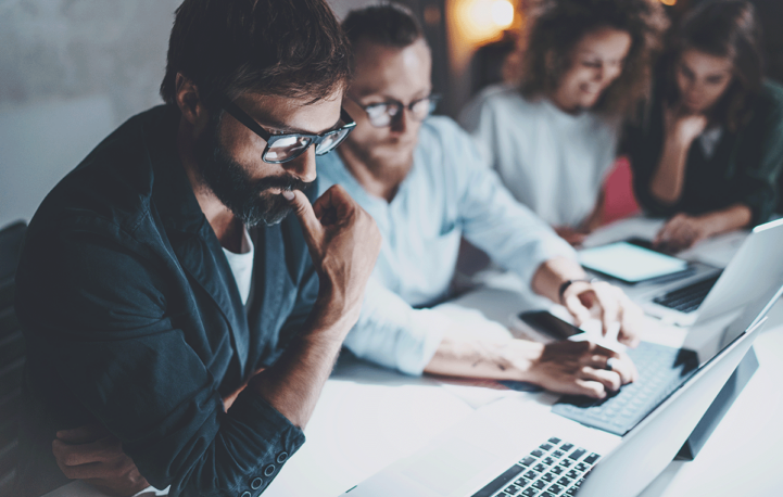 Journalists weigh in on future of generative AI in newsrooms at LSE summit