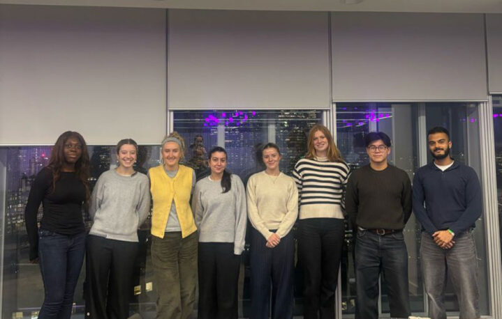 Bridging the news knowledge gap